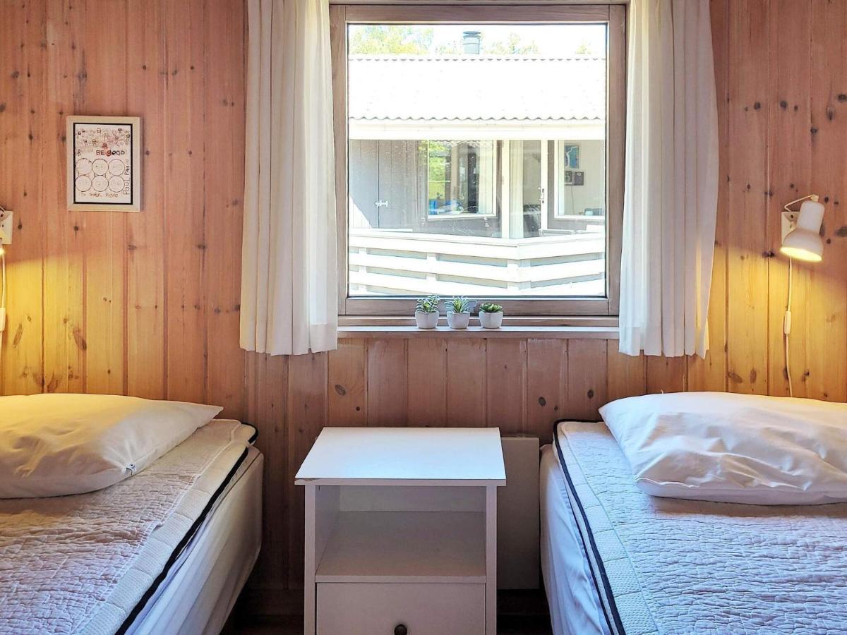 8 Person Holiday Home In Nex Snogebæk Екстериор снимка